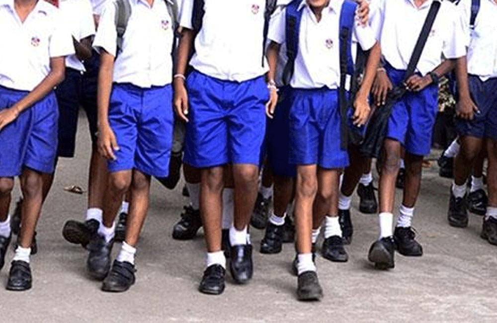 Rs. 3000 shoe vouchers for students in selected schools and piriven