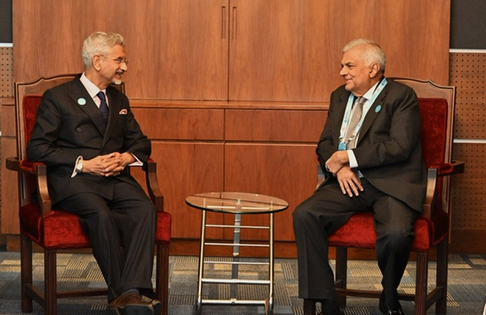 Indian FM meets former President Ranil in Oman